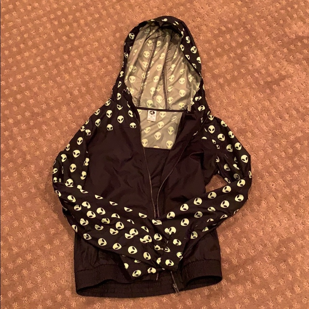 WINDRUNNER RAINCOAT